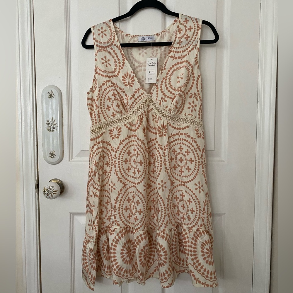 Cupshe Cream Mini Dress with Rust Medallion Print